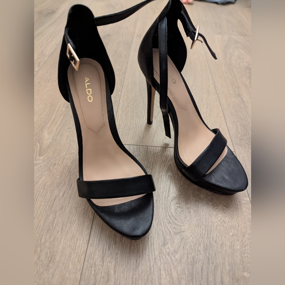 Aldo Black Strappy heels